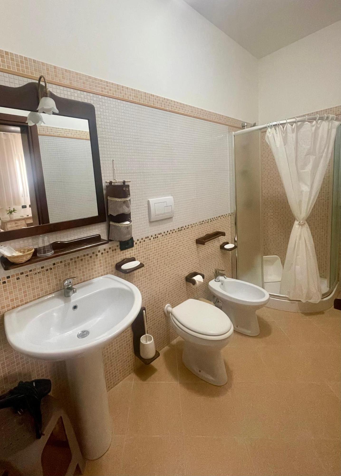 Il Cortile Hotell San Vito Lo Capo Exteriör bild
